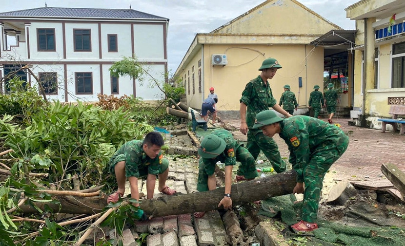 Lực lượng quân đội được huy động khắc phục hậu quả thiên tai