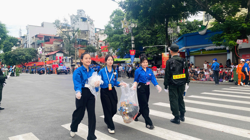 Thanh niên tự hào khi tham gia các hoạt động tình nguyện phục vụ Đại lễ