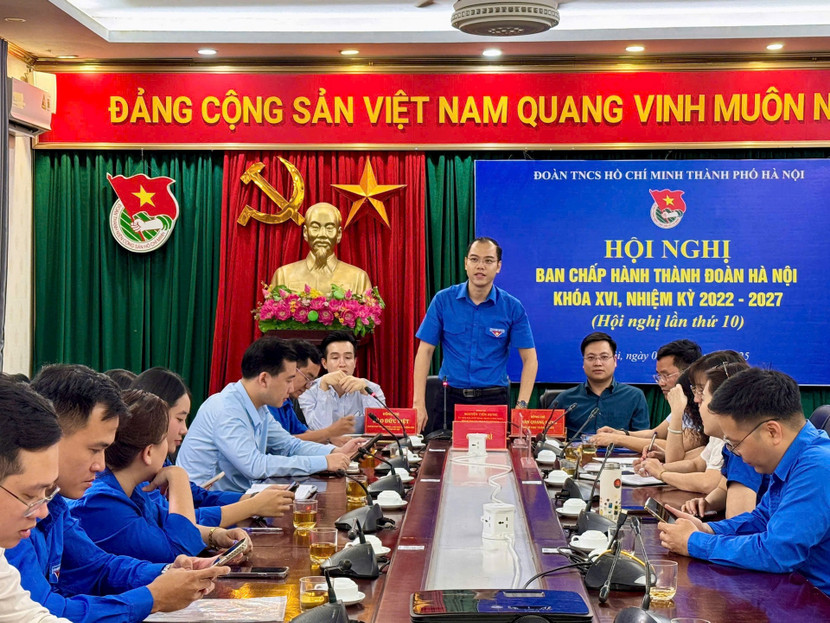 Đồng chí Nguyễn Tiến Hưng được tín nhiệm bầu giữ chức danh Bí thư Thành đoàn Hà Nội nhiệm kỳ 2022-2027 Đồng chí Nguyễn Tiến Hưng được tín nhiệm bầu giữ chức danh Bí thư Thành đoàn Hà Nội nhiệm kỳ 2022-2027