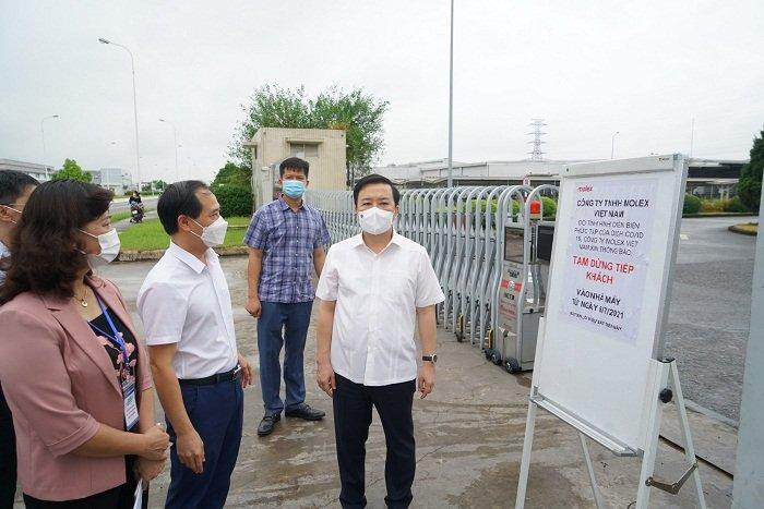 Phó Chủ tịch UBND TP Chử Xuân Dũng kiểm tra tại Khu Công nghiệp Bắc Thăng Long Phó Chủ tịch UBND TP Chử Xuân Dũng kiểm tra tại Khu Công nghiệp Bắc Thăng Long