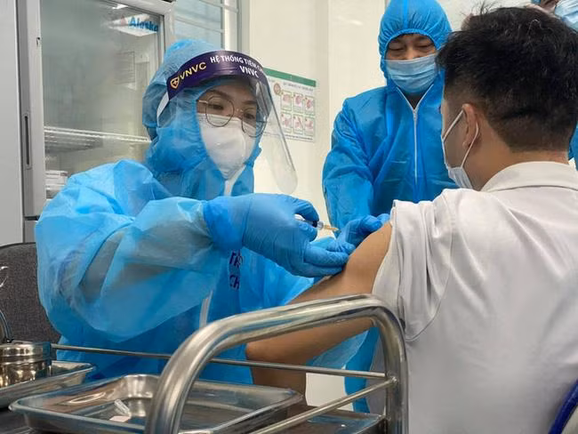 Hà Nội sẽ triển khai chiến dịch tiêm vaccine phòng Covid-19 quy mô lớn với yêu cầu đảm bảo an toàn cao nhất