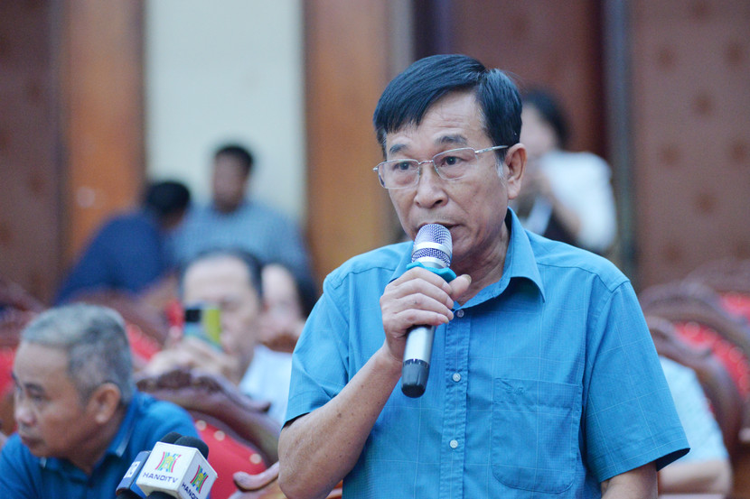 Cử tri phản ánh nhiều ý kiến liên quan đến việc thực hiện Luật Đất đai năm 2024