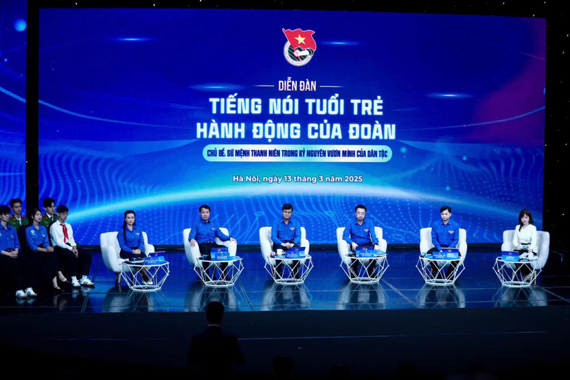 Tham dự và chủ trì diễn đàn tại điểm cầu trung tâm có các đồng chí trong Ban Bí thư Trung ương Đoàn