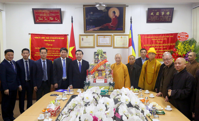 Chủ tịch UBND TP Chu Ngọc Anh chúc Tết Giáo hội Phật giáo Việt Nam TP Hà Nội.