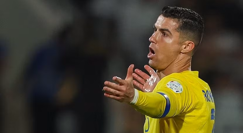 Ronaldo bị cấm thi đấu 2 trận tiếp theo của Al Nassr Ronaldo bị cấm thi đấu 2 trận tiếp theo của Al Nassr