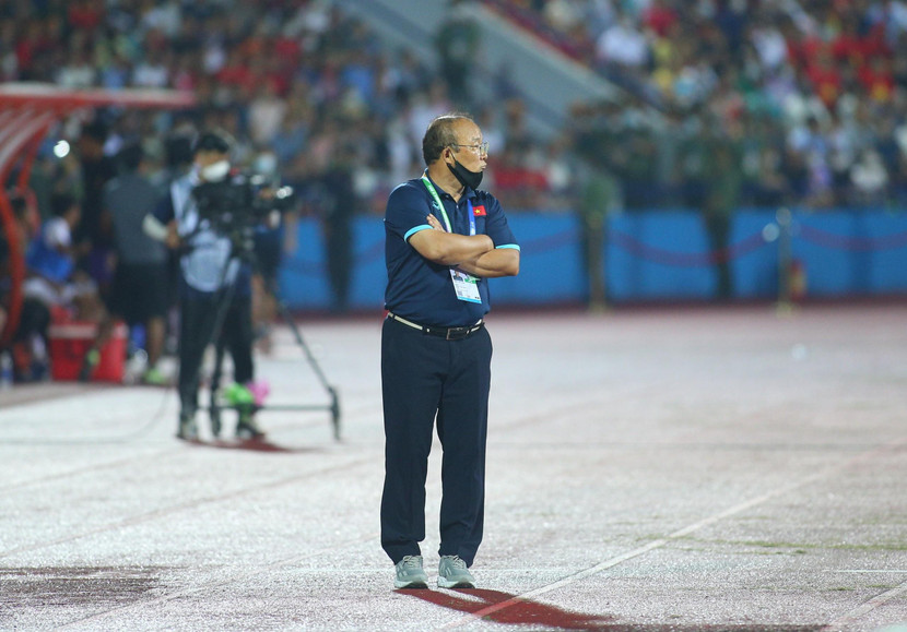 HLV Park không hài lòng dù U23 Việt Nam chiến thắng và lên đầu bảng