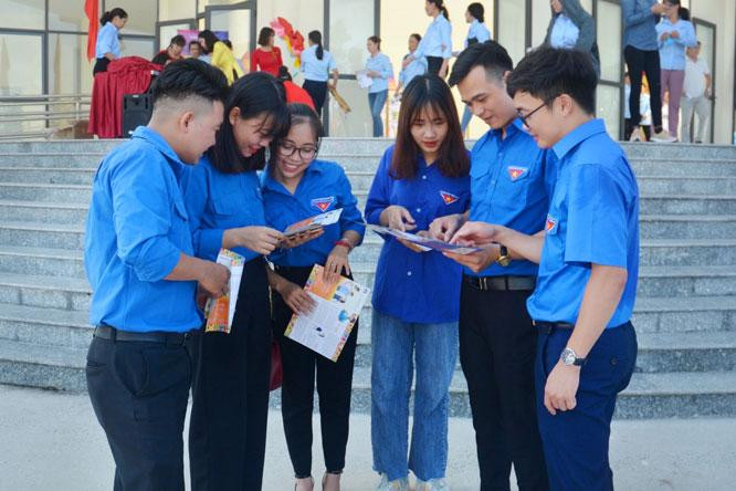 Đến năm 2030 nhận thức về bình đẳng giới của các nhóm đối tượng trong cộng đồng tăng từ 10 - 15% Đến năm 2030 nhận thức về bình đẳng giới của các nhóm đối tượng trong cộng đồng tăng từ 10 - 15%