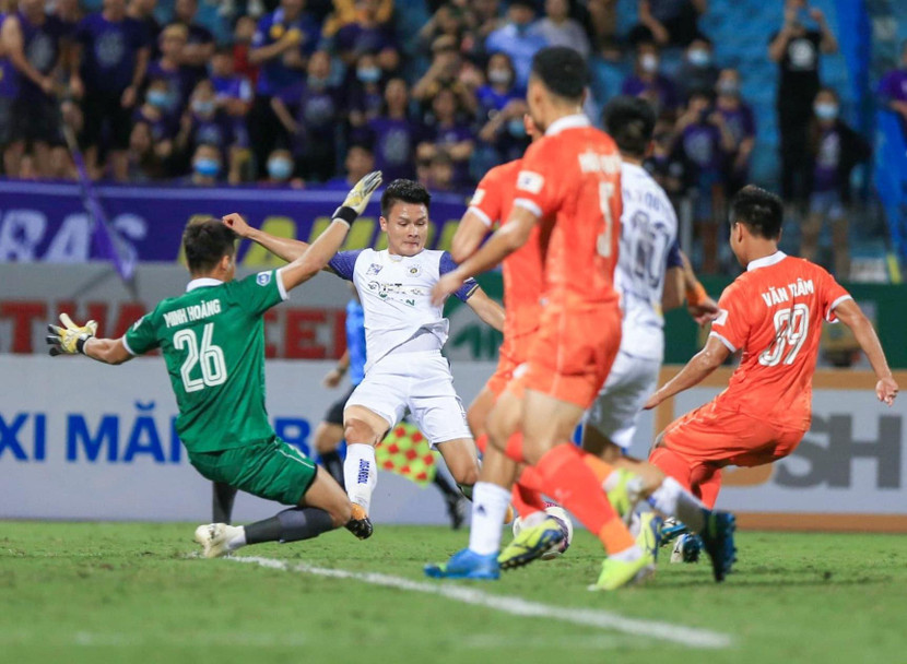 Quang Hải và Hà Nội FC tiếp tục chìm trong khủng hoảng