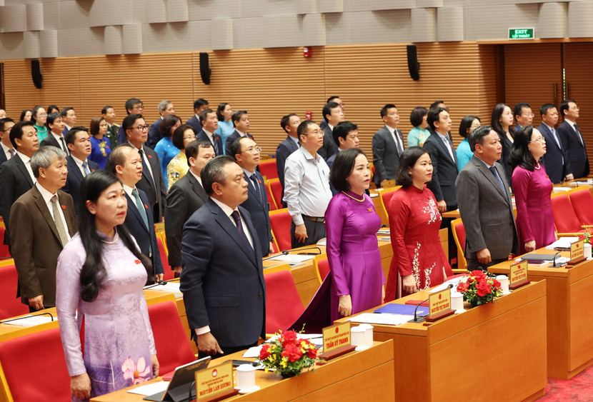 Các đồng chí lãnh đạo dự phiên khai mạc