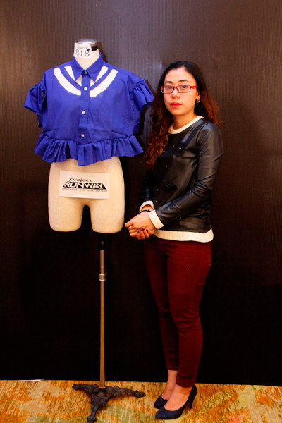 Chiêu "hô biến" áo sơ mi độc đáo của thí sinh Project Runway ảnh 3