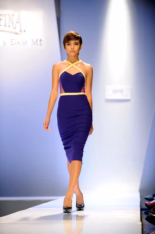 Hồng Quế đọ dáng, khoe chân với Hà Anh, Hoàng Yến ảnh 14