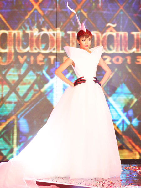 Mâu Thanh Thủy lên ngôi Top model, phá vỡ kịch bản "vịt hóa thiên nga" ảnh 8