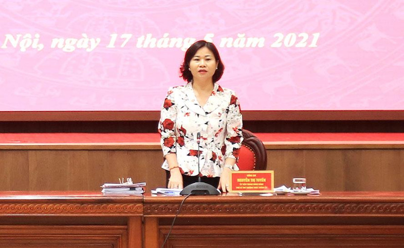 Phó Bí thư Thường trực Thành ủy Hà Nội Nguyễn Thị Tuyến phát biểu tại hội nghị