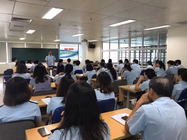 Xét thăng hạng chức danh nghề nghiệp viên chức chuyên ngành lưu trữ được thực hiện qua 2 vòng