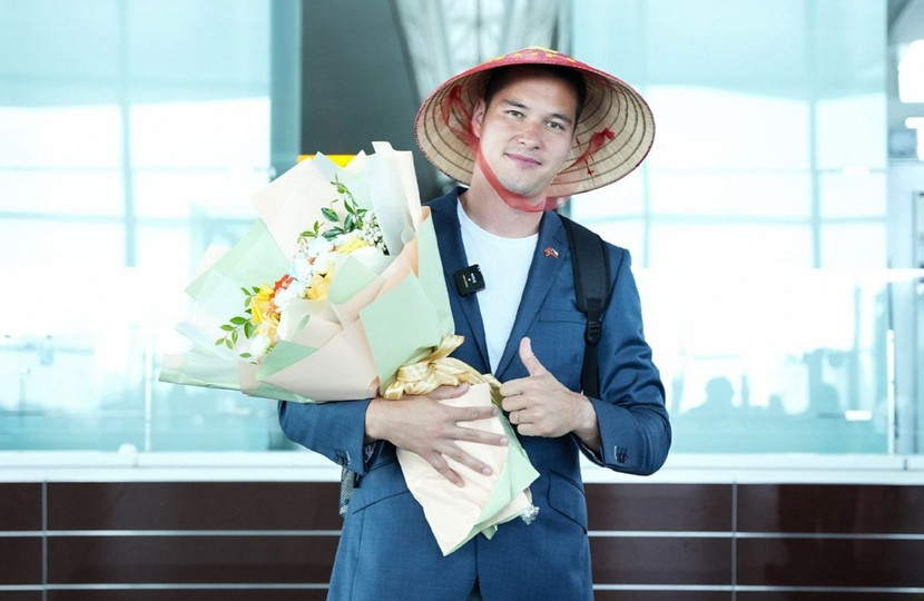 Thủ môn Việt kiều thân thiện và gần gũi (Ảnh: CAHN) Thủ môn Việt kiều thân thiện và gần gũi (Ảnh: CAHN)