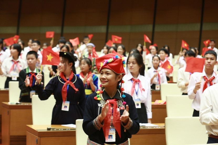 Các đại biểu thiếu nhi tham gia Phiên họp giả định Quốc hội trẻ em lần thứ I Các đại biểu thiếu nhi tham gia Phiên họp giả định Quốc hội trẻ em lần thứ I