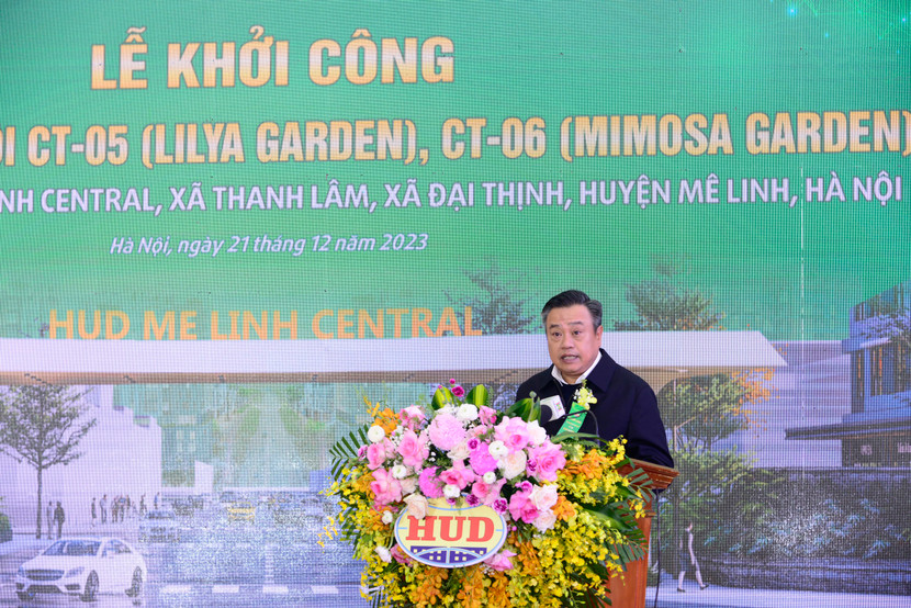 Chủ tịch UBND TP Hà Nội Trần Sỹ Thanh phát biểu tại lễ khởi công Chủ tịch UBND TP Hà Nội Trần Sỹ Thanh phát biểu tại lễ khởi công