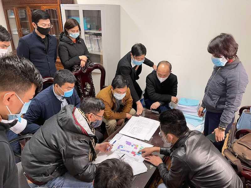 Đoàn công tác thảo luận phương án thiết kế BVDC