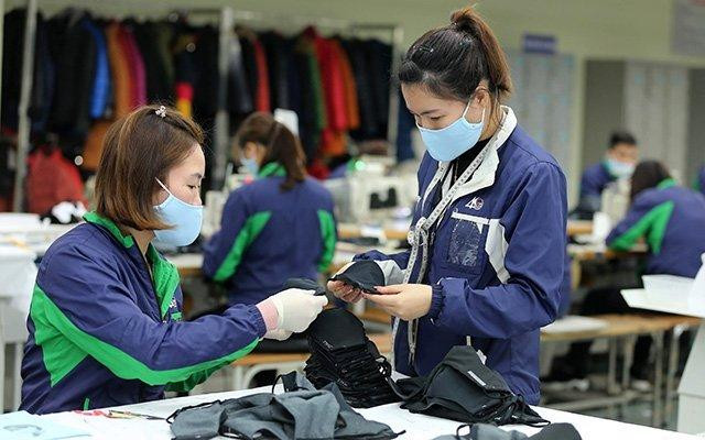 Dệt may là một trong những ngành trực tiếp bị ảnh hưởng lớn bởi dịch bệnh Covid-19