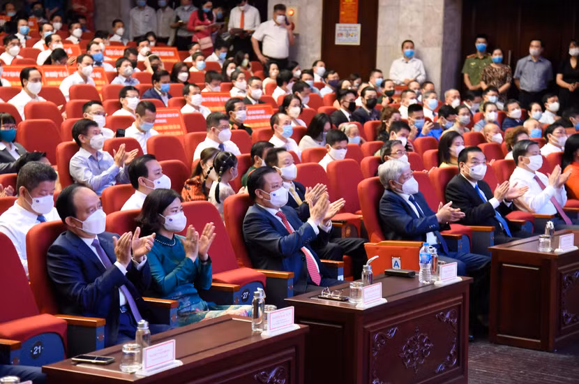 Lãnh đạo TP Hà Nội tham gia chương trình “Hà Nội chung tay hành động đẩy lùi dịch Covid-19”