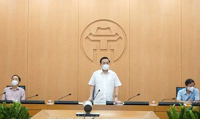 Phó Chủ tịch UBND TP Chử Xuân Dũng kết luận phiên họp
