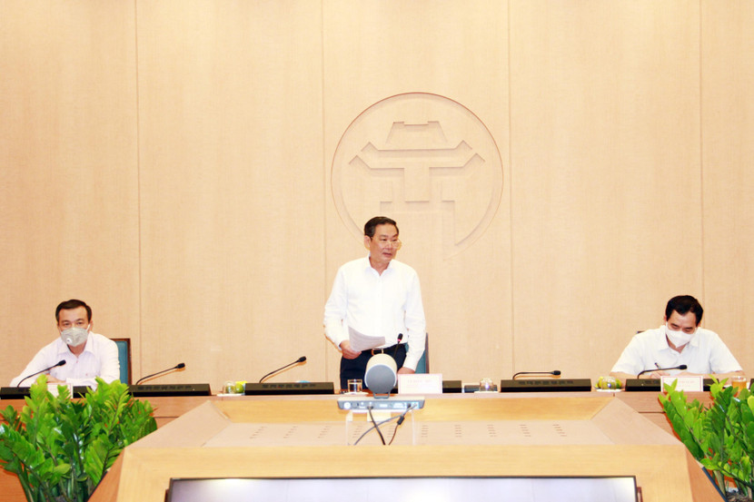 Phó Chủ tịch Thường trực UBND TP Lê Hồng Sơn kết luận phiên họp