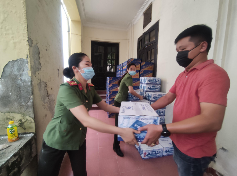 Chương trình nhận được sử ủng hộ của nhiều doanh nghiệp, nhà hảo tâm Chương trình nhận được sử ủng hộ của nhiều doanh nghiệp, nhà hảo tâm