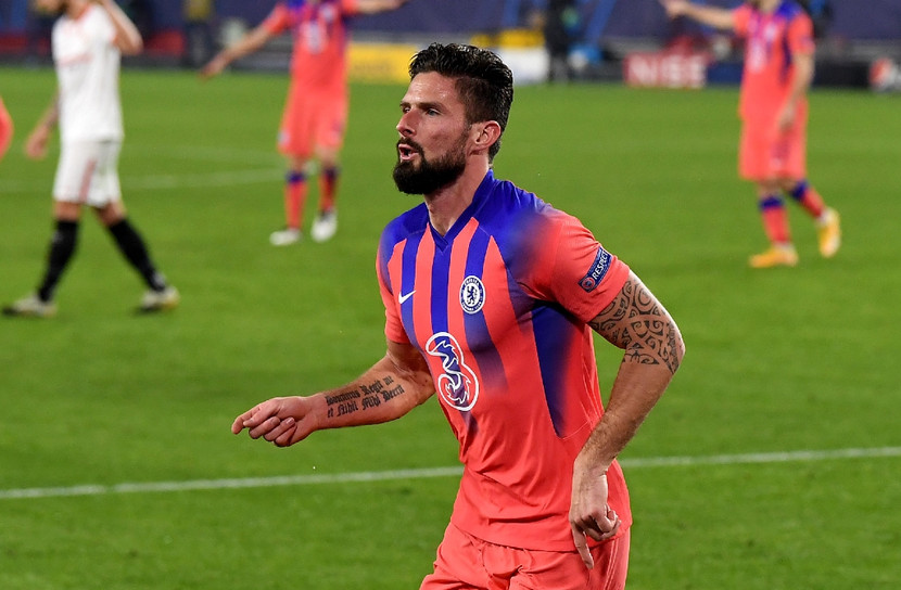 Olivier Giroud cho thấy sự chuyên nghiệp rất cao dù liên tục ngồi dự bị