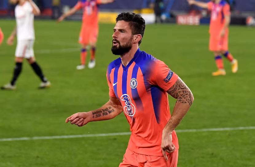 Olivier Giroud cho thấy sự chuyên nghiệp rất cao dù liên tục ngồi dự bị