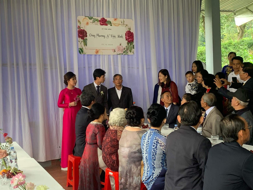 Trước tiệc cưới, lễ tân hôn diễn ra ở nhà Công Phượng