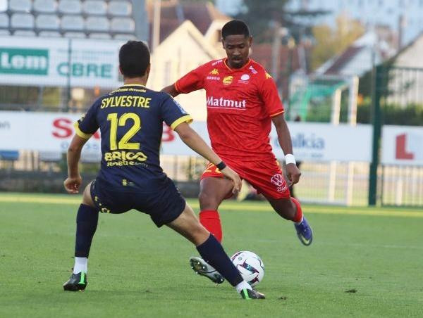 Cầu thủ Pháp gốc Việt Jason Pendant Quang Vinh Cầu thủ Pháp gốc Việt Jason Pendant Quang Vinh