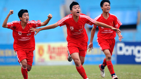 44 đội đã đăng ký dự Giải bóng đá học sinh THPT - Báo ANTĐ lần thứ XIII - cúp Mobifone ảnh 1