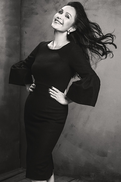 Diễm My khoe vẻ đẹp U60 trong bộ ảnh mới ảnh 3