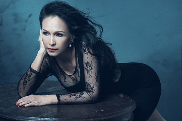 Diễm My khoe vẻ đẹp U60 trong bộ ảnh mới ảnh 1