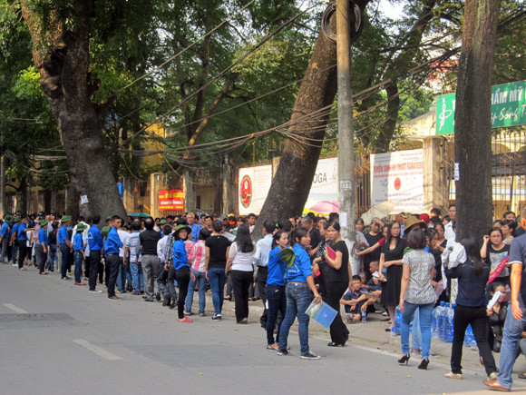 Những người cuối cùng được vào viếng Đại tướng Võ Nguyên Giáp ảnh 14