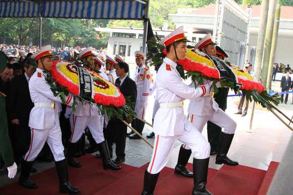 Những người cuối cùng được vào viếng Đại tướng Võ Nguyên Giáp ảnh 7