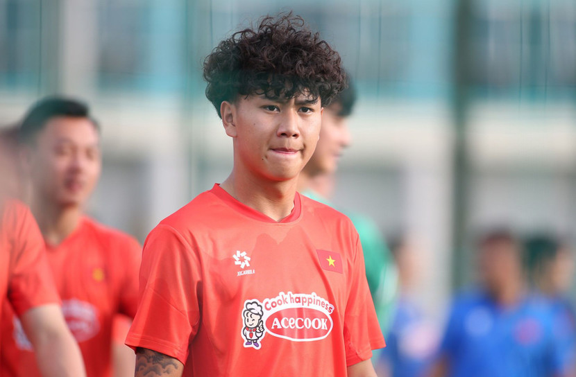 Alex Bùi trong màu áo U22 Việt Nam Alex Bùi trong màu áo U22 Việt Nam