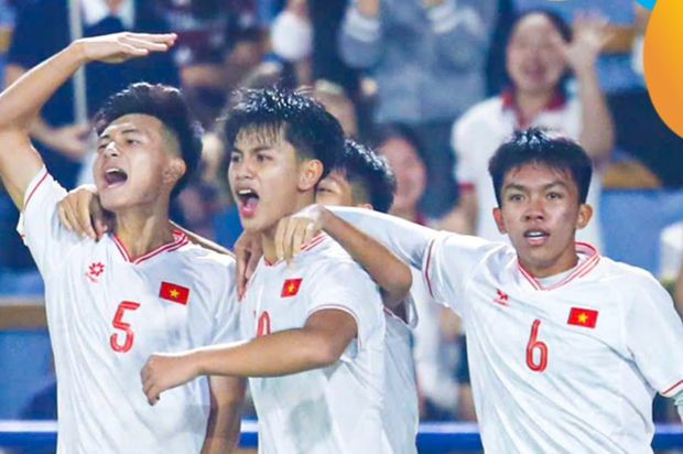 Tuyển U17 Việt Nam khá "thấp bé, nhẹ cân"