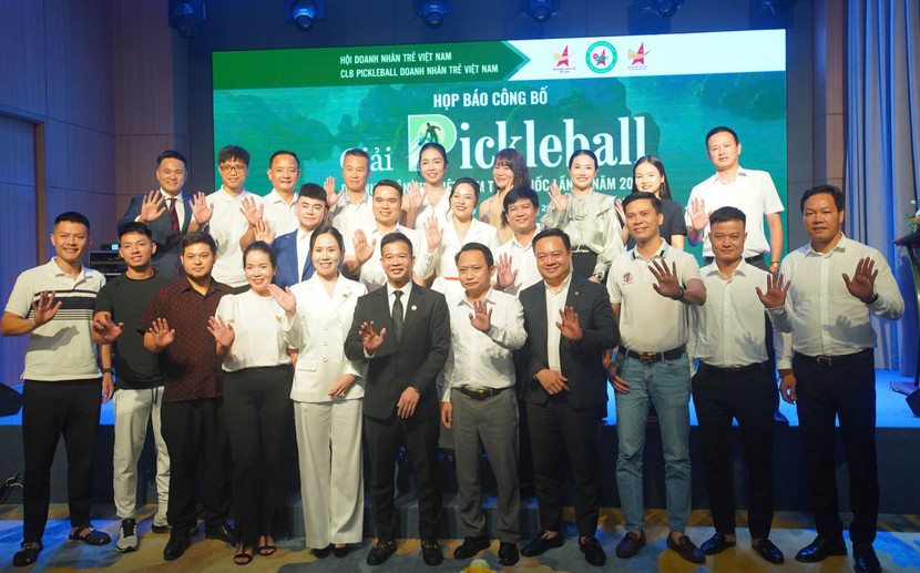BTC và những nhà đồng hành sẵn sàng cho Giải Pickleball Doanh nhân Trẻ Việt Nam toàn quốc lần I năm 2025 BTC và những nhà đồng hành sẵn sàng cho Giải Pickleball Doanh nhân Trẻ Việt Nam toàn quốc lần I năm 2025