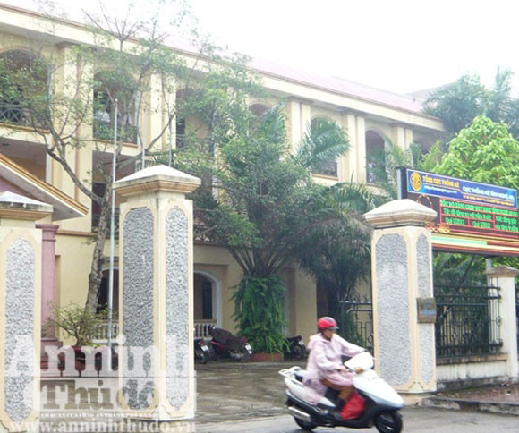 Đạo chích đột nhập cục Thống kê tỉnh Nghệ An, lấy hết tiền và vàng ảnh 1