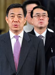 Vụ bê bối chính trị ở Trung Quốc gây chấn động thế giới ảnh 2