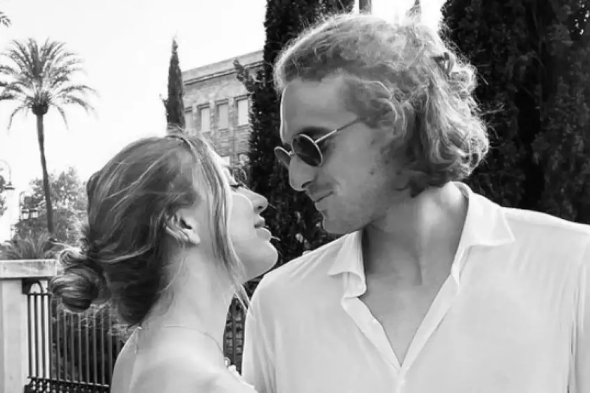 Paula Badosa cùng bạn trai Stefanos Tsitsipas Paula Badosa cùng bạn trai Stefanos Tsitsipas