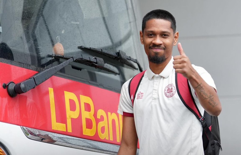 Cao Pendant Quang Vinh trong màu áo CLB Công an Hà Nội