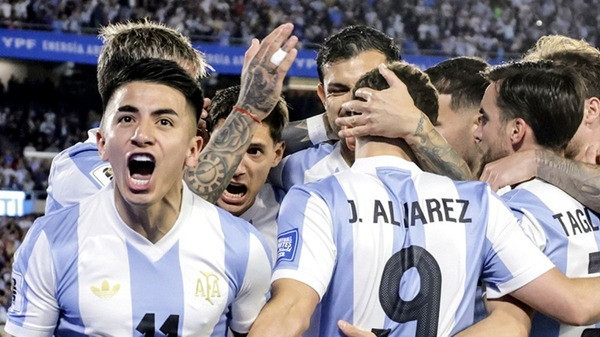 Argentina vượt qua vòng loại đầy ấn tượng