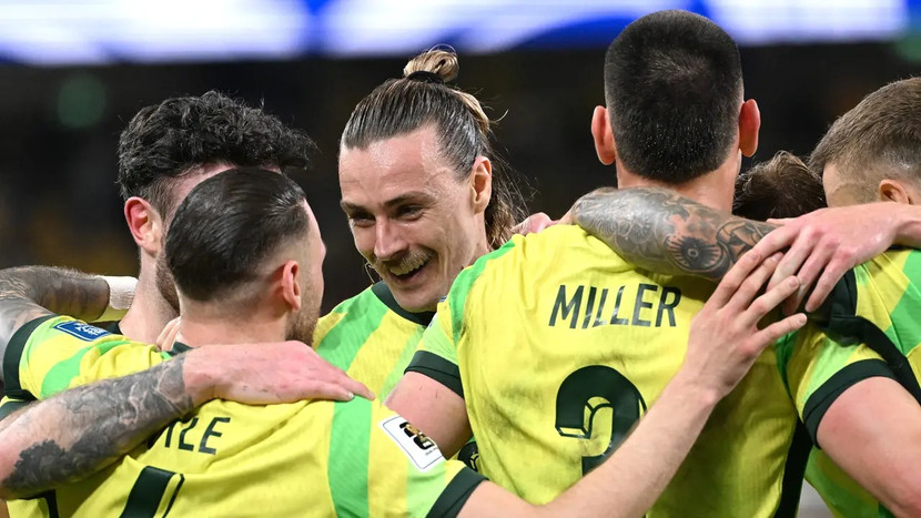 ... trước một Australia quá hay trên sân nhà