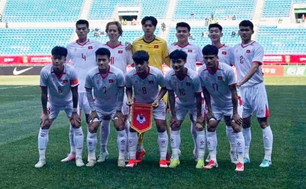 U22 Việt Nam trước trận gặp U22 Hàn Quốc (Ảnh: VFF)