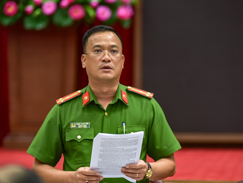 Thượng tá Phạm Trung Hiếu, Trưởng phòng Cảnh sát PCCC&amp;CNCH thông tin tại hội nghị