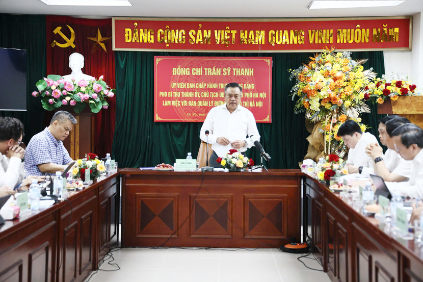 Chủ tịch UBND TP Hà Nội Trần Sỹ Thanh làm việc với Ban Quản lý Đường sắt đô thị Hà Nội Chủ tịch UBND TP Hà Nội Trần Sỹ Thanh làm việc với Ban Quản lý Đường sắt đô thị Hà Nội