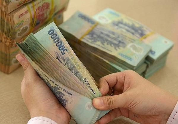 Tại một số doanh nghiệp, tiền lương của người lao động được xác định gấp 2 - 3 lần bình quân chung nhưng không hoàn toàn do năng suất lao động tạo ra Tại một số doanh nghiệp, tiền lương của người lao động được xác định gấp 2 - 3 lần bình quân chung nhưng không hoàn toàn do năng suất lao động tạo ra