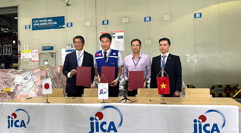 Nhật Bản tặng lô hàng hoá trị giá 3 tỷ đồng ủng hộ người dân bị ảnh hưởng thiên tai tại Việt Nam